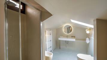 Exclusive Room | Bathroom | Shower, rainfall showerhead, hair dryer, bidet