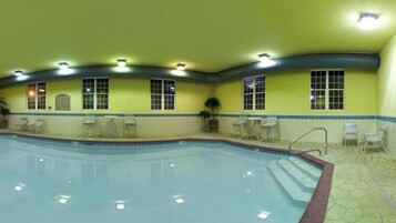 Una piscina techada