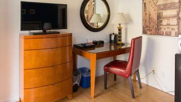 Standardzimmer, 2 Queen-Betten | Zimmerausstattung