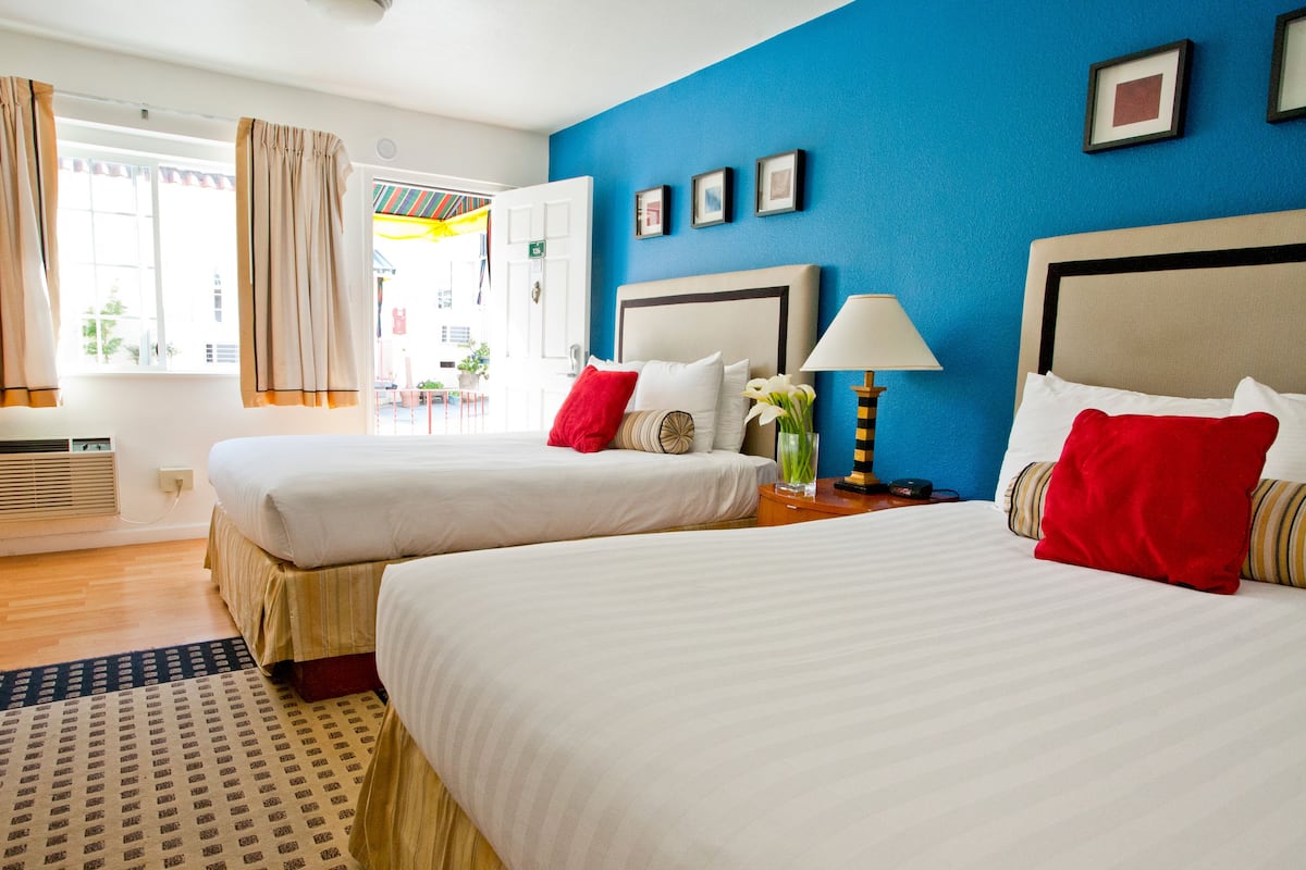 Standard Room, 2 Queen Beds