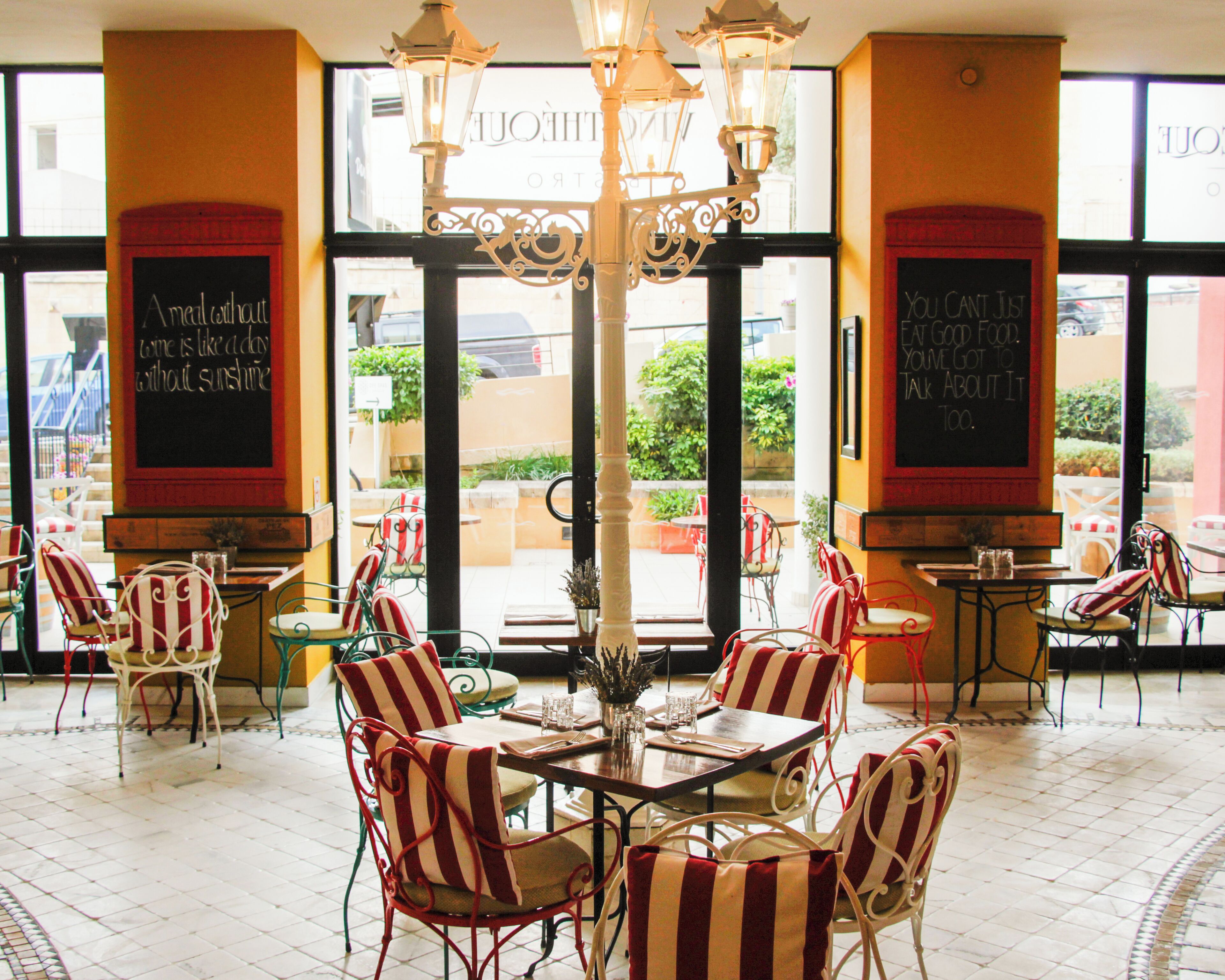 10 restaurants, breakfast, lunch, dinner served; italian cuisine