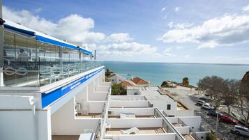 Standard Double Room, Partial Sea View | In-room safe, blackout curtains, free WiFi, bed sheets