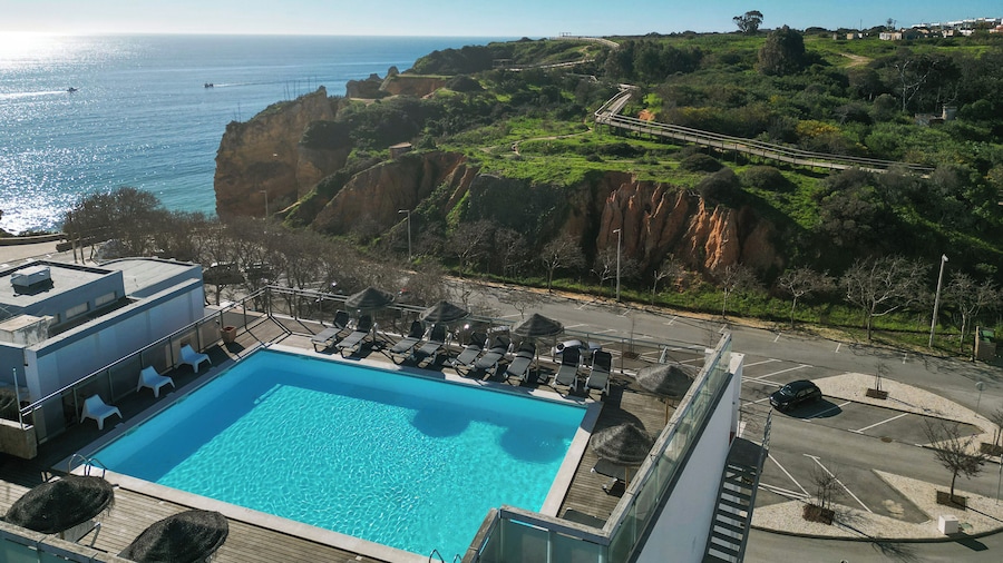 Carvi Beach Hotel