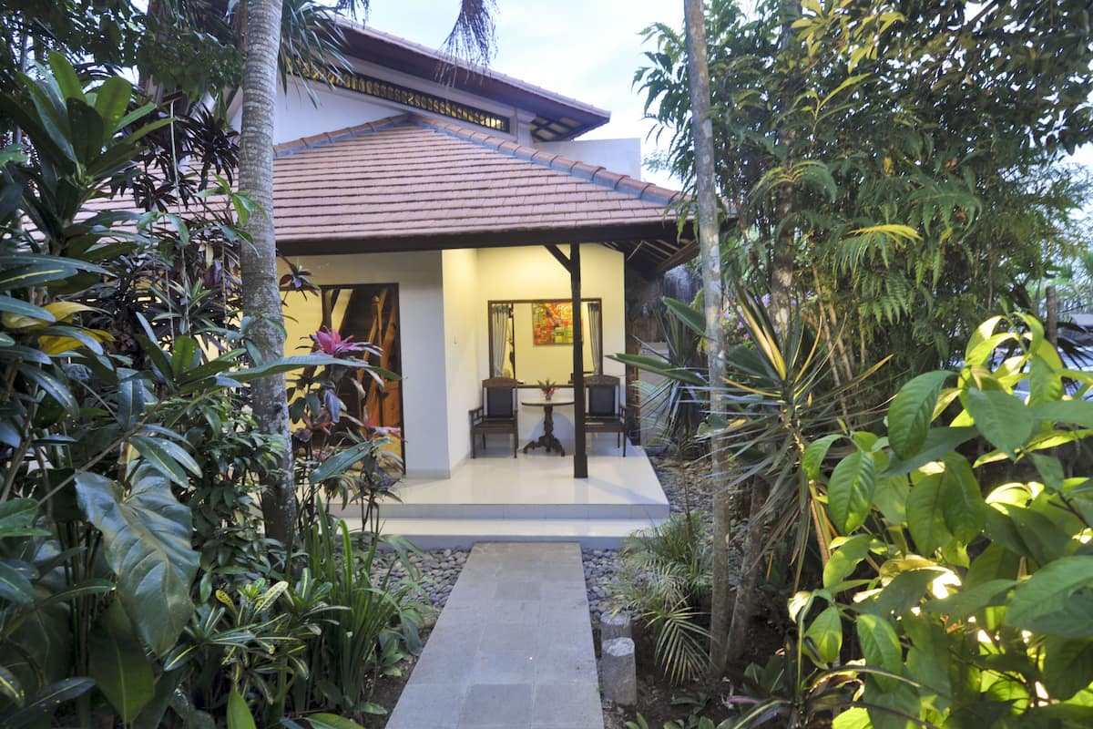 Two Bedrooms Villa with Garden View | Terrace/patio