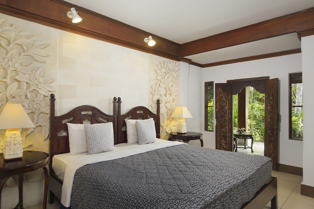 Superior Room with Garden View
