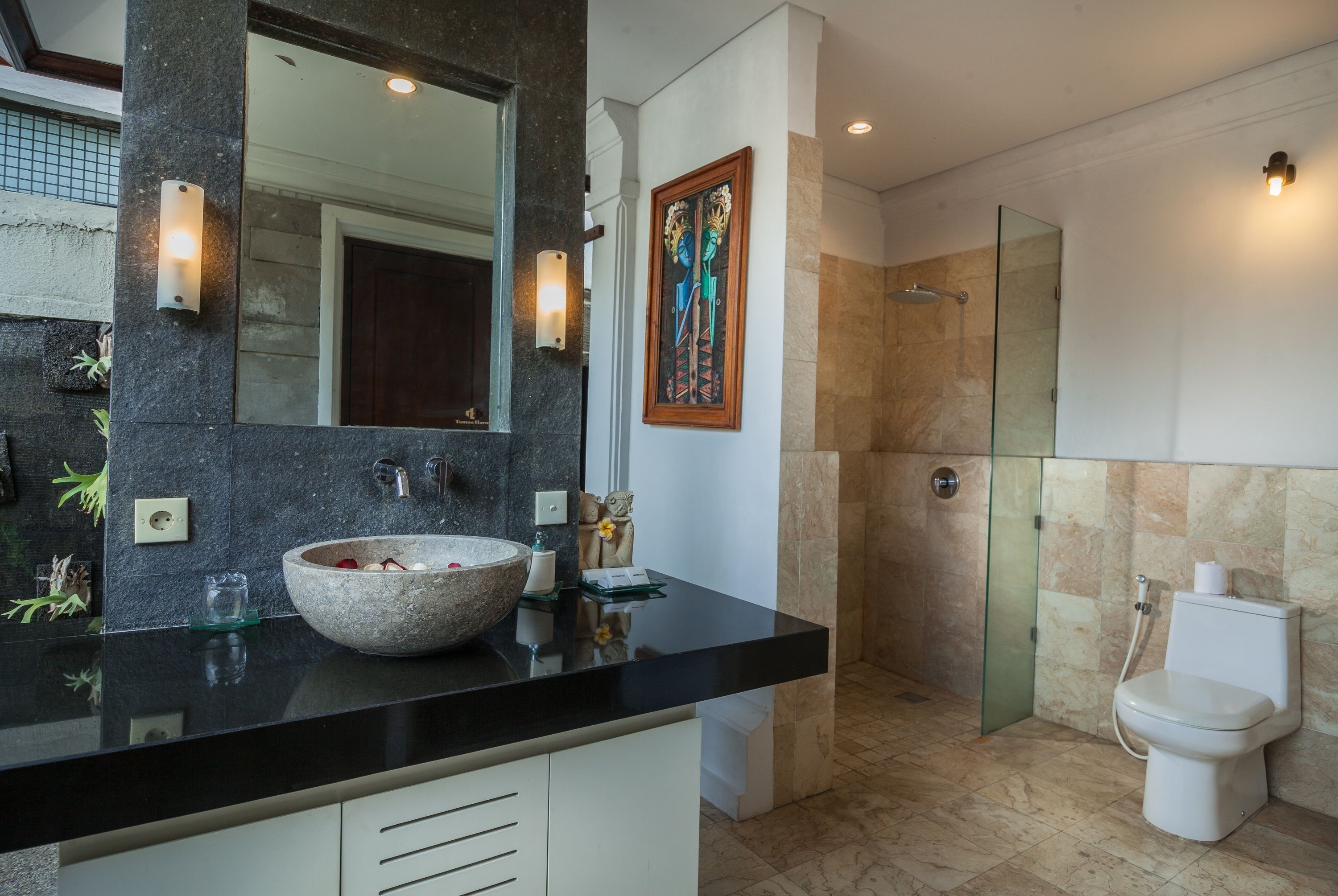 suite room queen bed with garden view | bathroom | free toiletries, hair dryer, towels