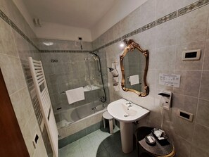 Standard Double Room | Bathroom | Hair dryer, bidet, towels, soap