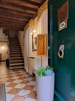 Reception - Locanda Ca' Formosa (Venice)