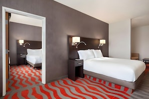 Suite, 1 King Bed, 1 Queen Bed, Non Smoking - Comfort Suites Boise West Meridian (Meridian)