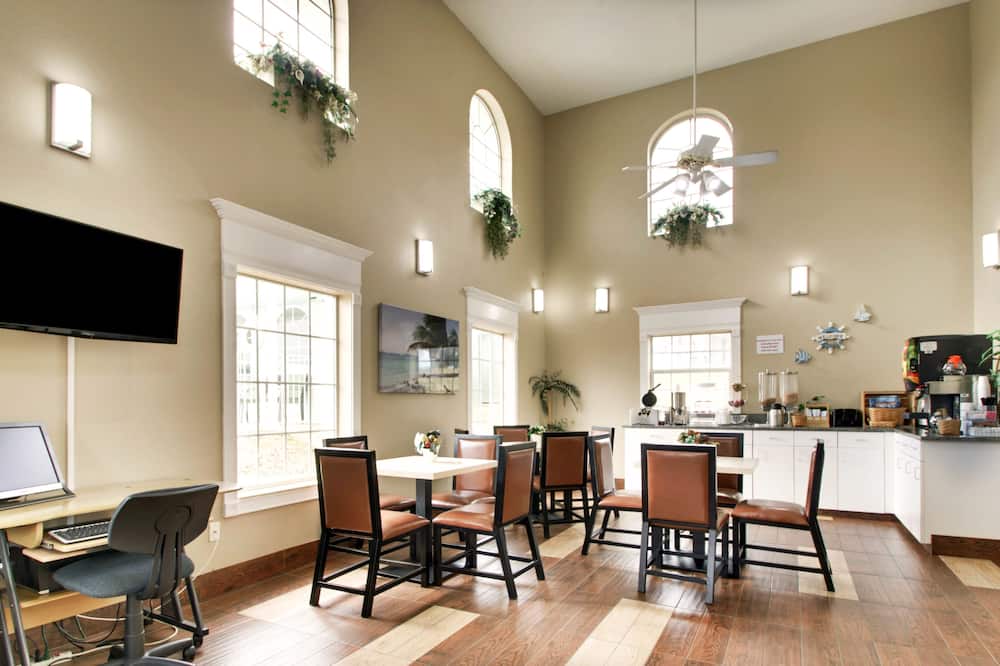 Key West Inn - Millbrook
