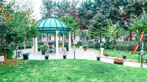 Garden - The Green Park Merter (Istanbul)