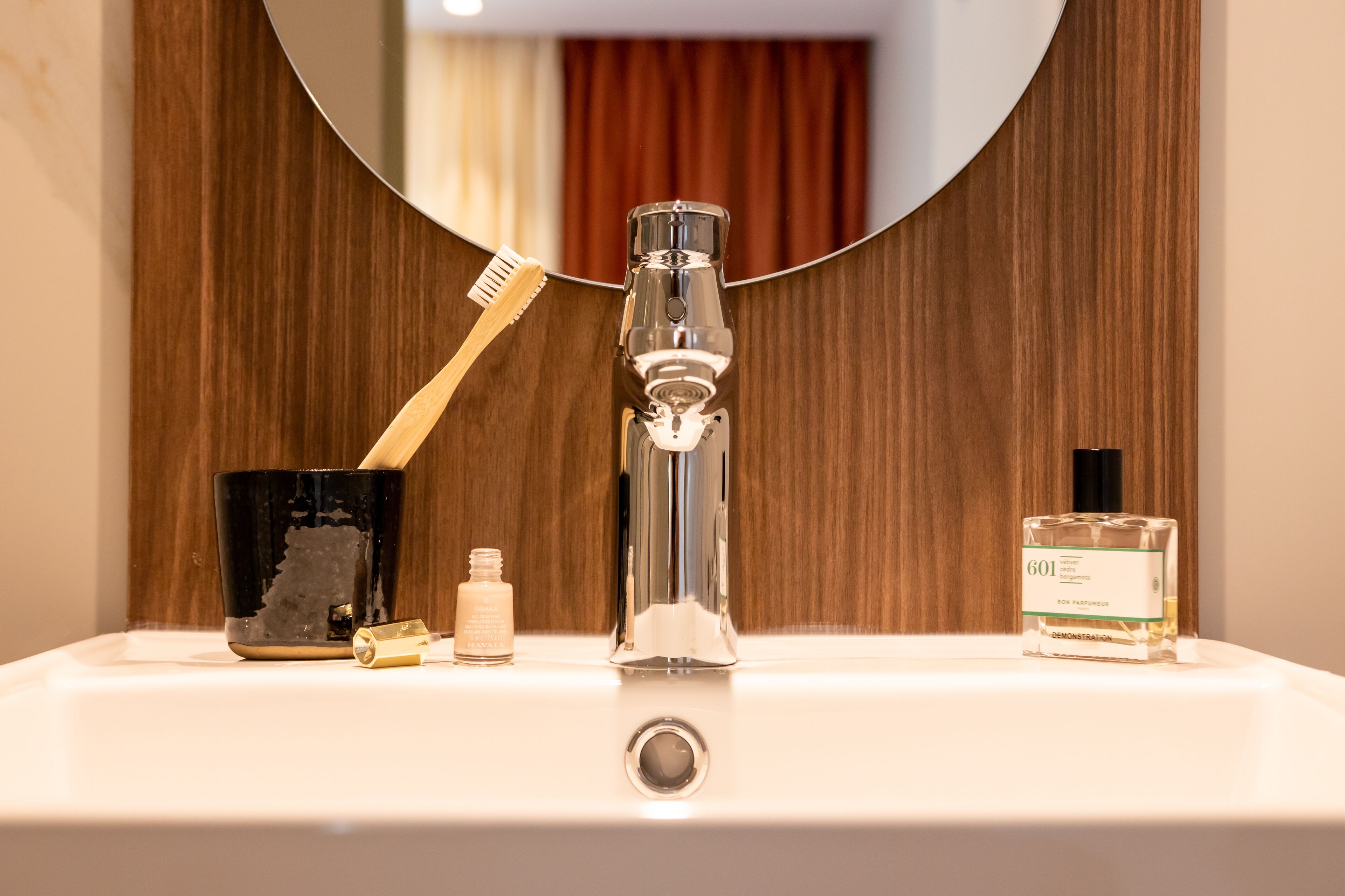 superior quadruple room | bathroom | shower, free toiletries, hair dryer, towels