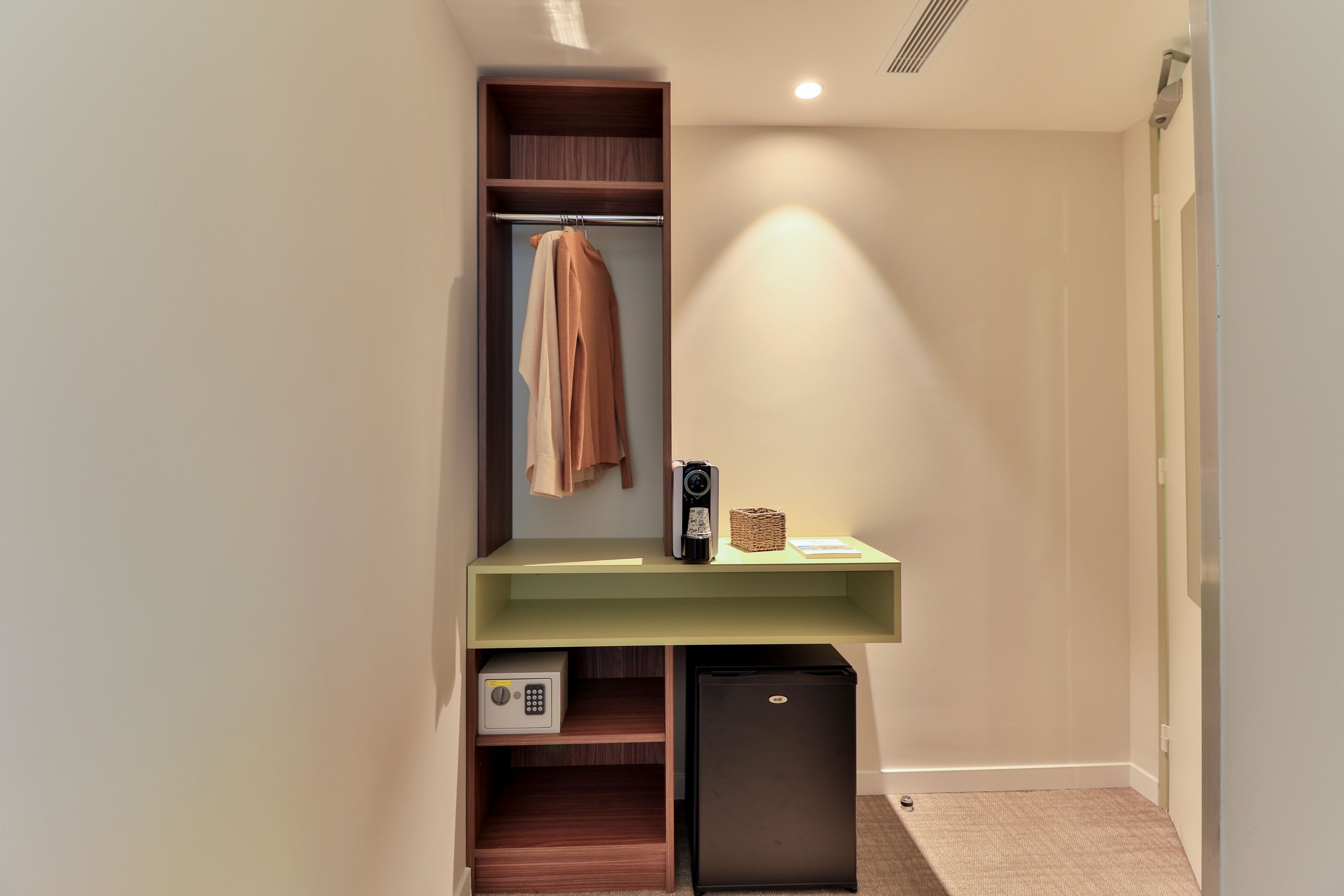 comfort double room | 1 bedroom, premium bedding, individually decorated, desk