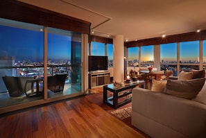套房, 2 间卧室, 城市景观 (Ocean Suites, Ocean & City View)