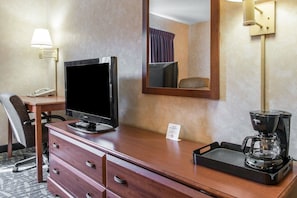 Iron/ironing board, free WiFi, bed sheets, alarm clocks