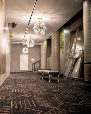 Hallway - HOTEL 10 (Montreal)