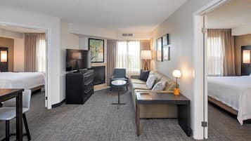 Suite, Multiple Beds | 1 bedroom, Frette Italian sheets, premium bedding, pillow-top beds
