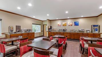 Desayuno buffet incluido todos los días