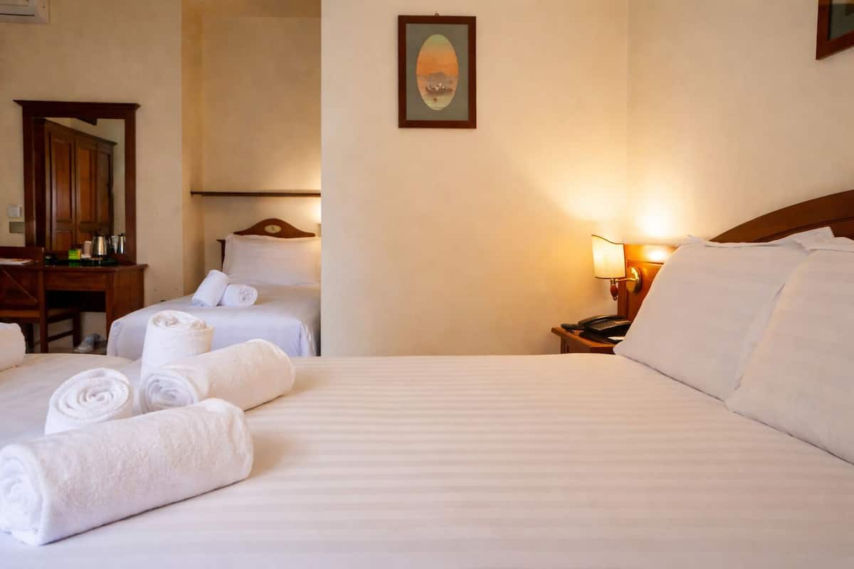 Classic Quadruple Room