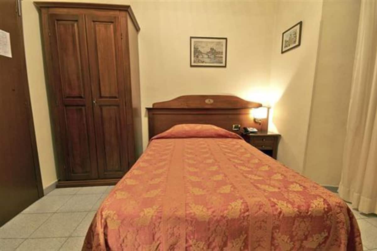 Basic Single Room