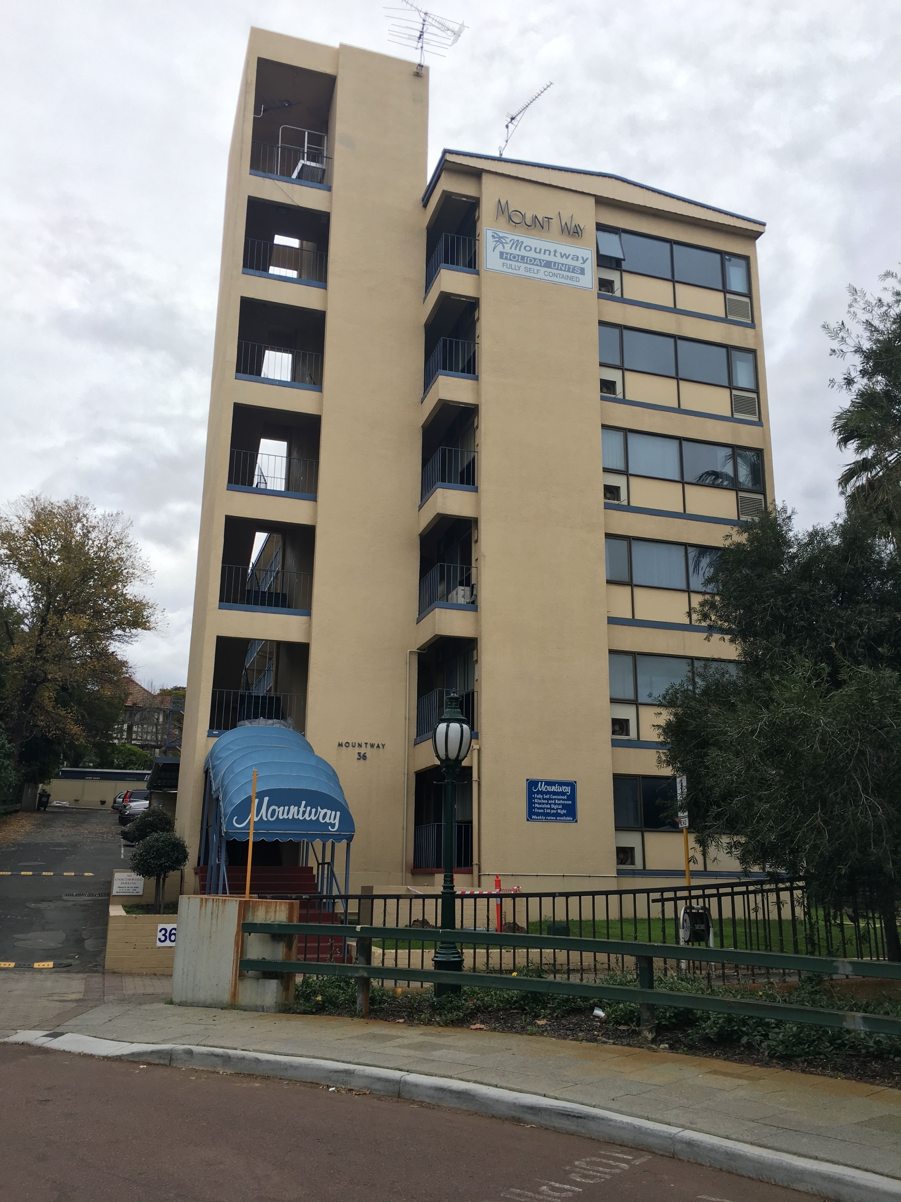 Mountway Holiday Apartments — image 28
