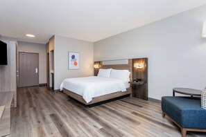 Habitació, 1 llit de matrimoni gran, accessible (Mobility) | Caixa forta a l'habitació, escriptori i planxa i posts de planxar 