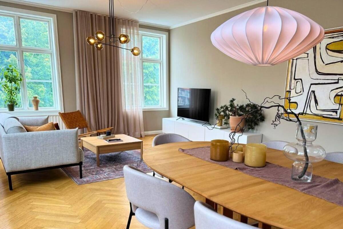 Family Apartment, Berbilang Katil, Non Smoking, Private Bathroom (External Building) | 1 bilik tidur, peralatan tempat tidur hipoalergenik, gebar bulu kapas
