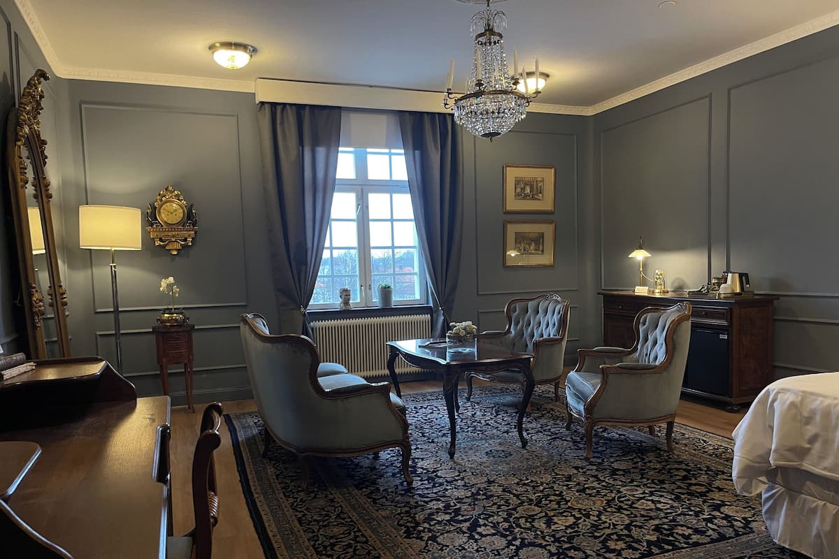 Suite | 1 habitación, ropa de cama hipoalergénica, edredón y escritorio