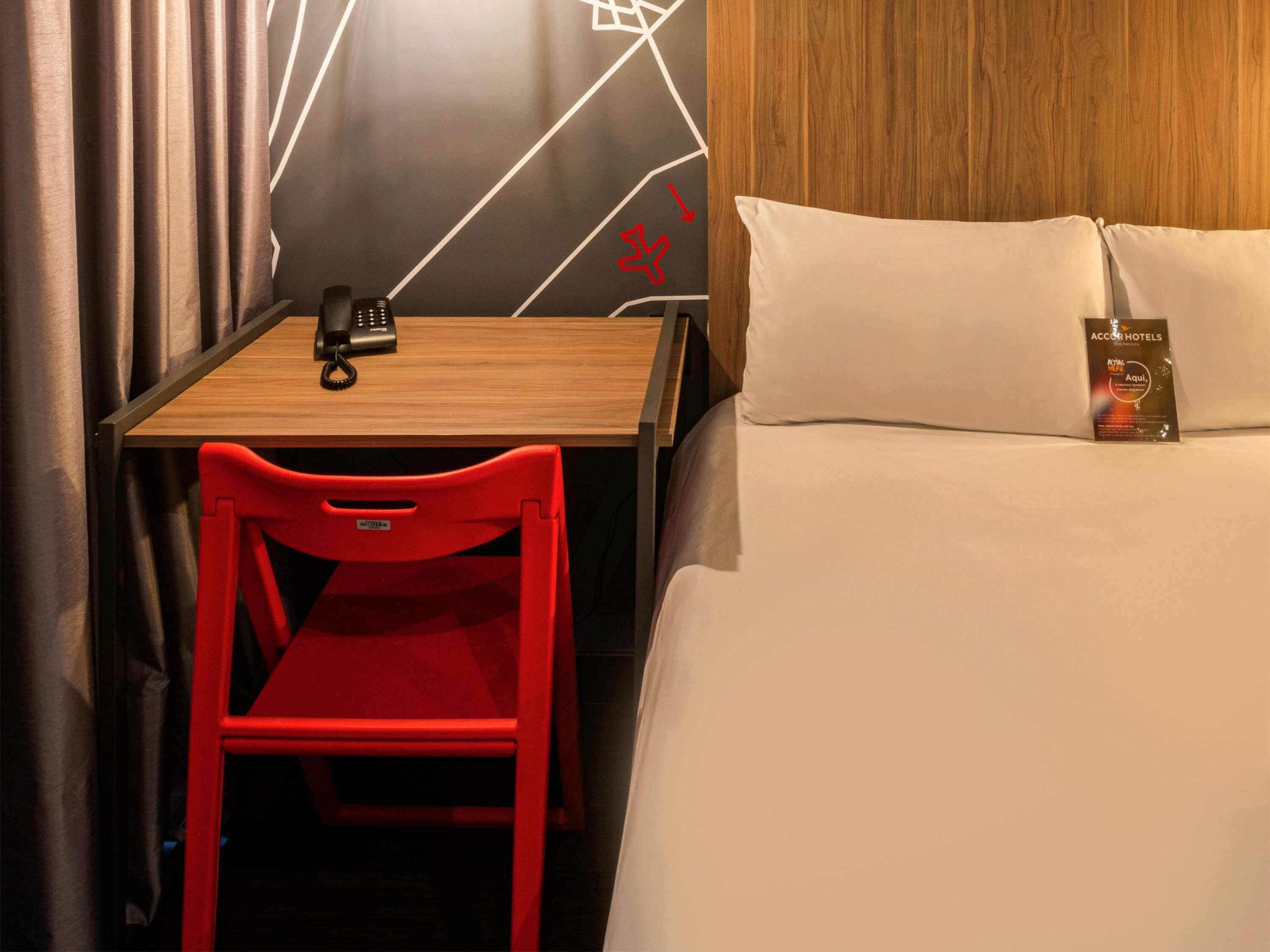 minibar, in-room safe, desk, soundproofing