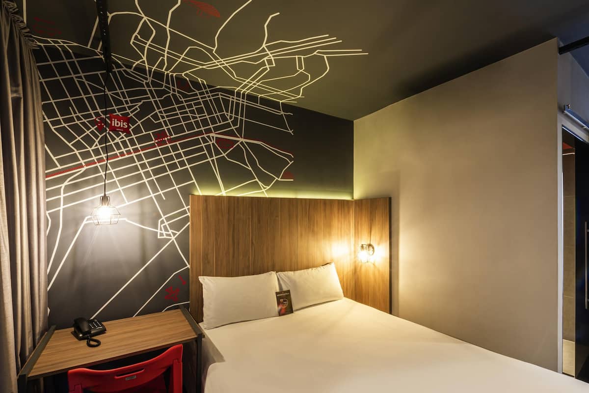 Standard Apartment, 1 Double Bed | Minibar, in-room safe, desk, soundproofing