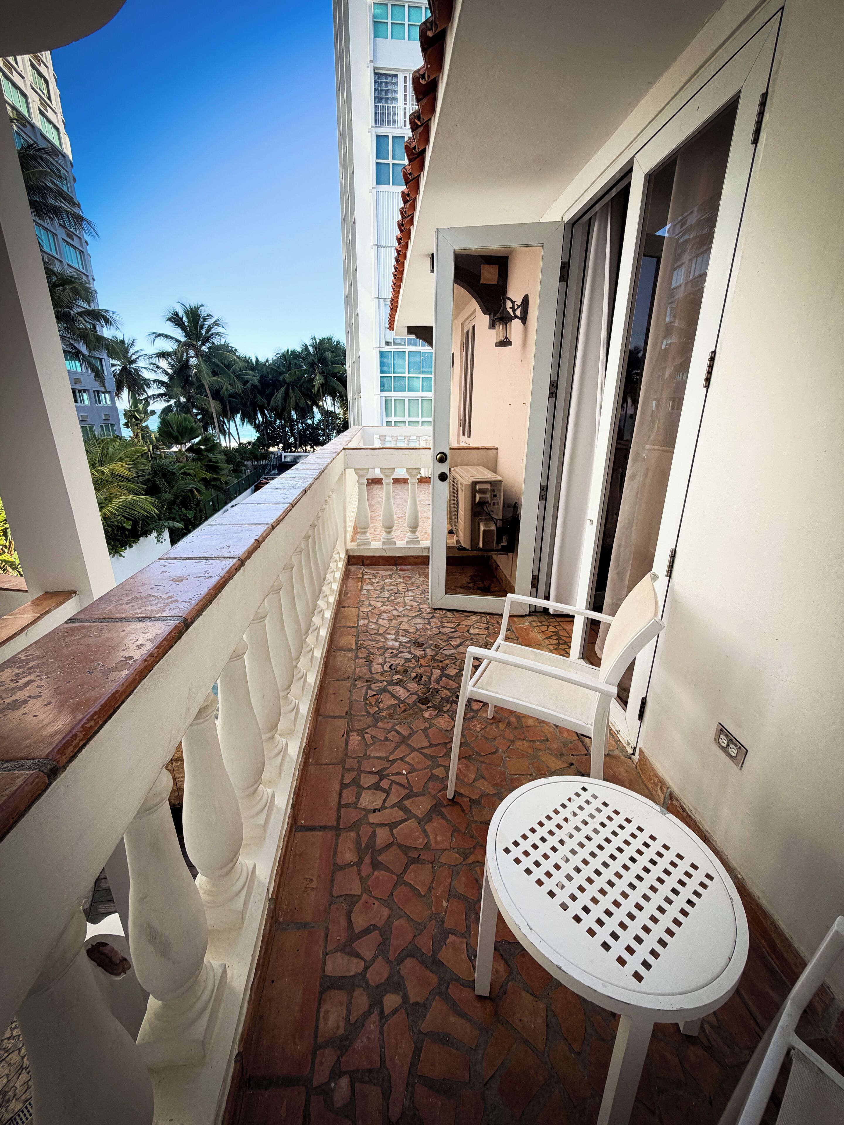 Queen Ocean View | Vistas del balcón