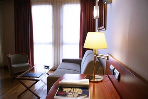 Junior Suite | Living area
