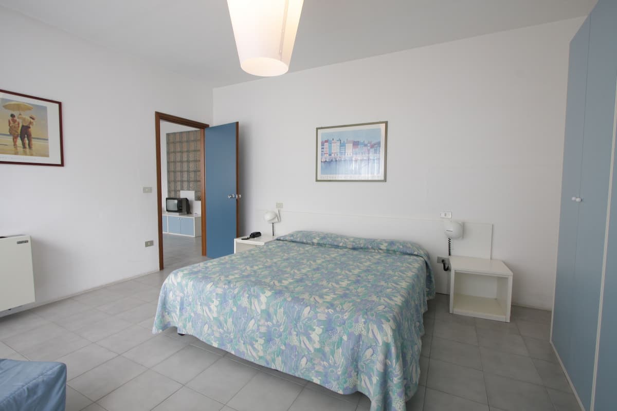 Standard Apartment, 1 Bedroom, Balcony | Minibar, in-room safe, desk, WiFi (free)