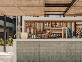 Poolside bar