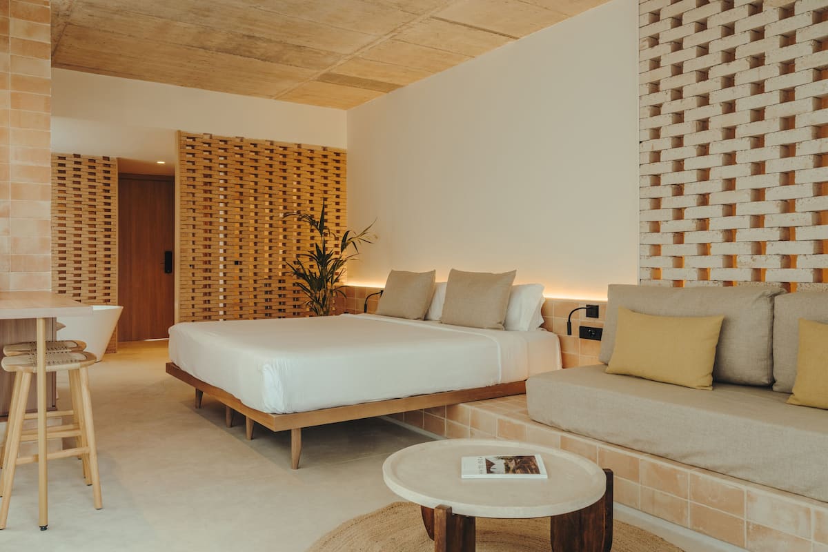 1 habitación, ropa de cama hipoalergénica y minibar