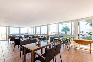 Frühstück, Mittagessen und Abendessen