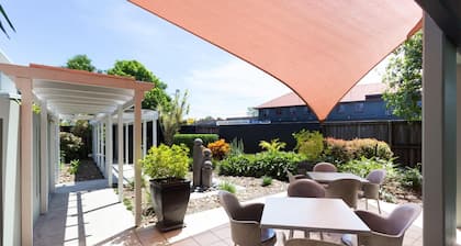Rocklea International Motel