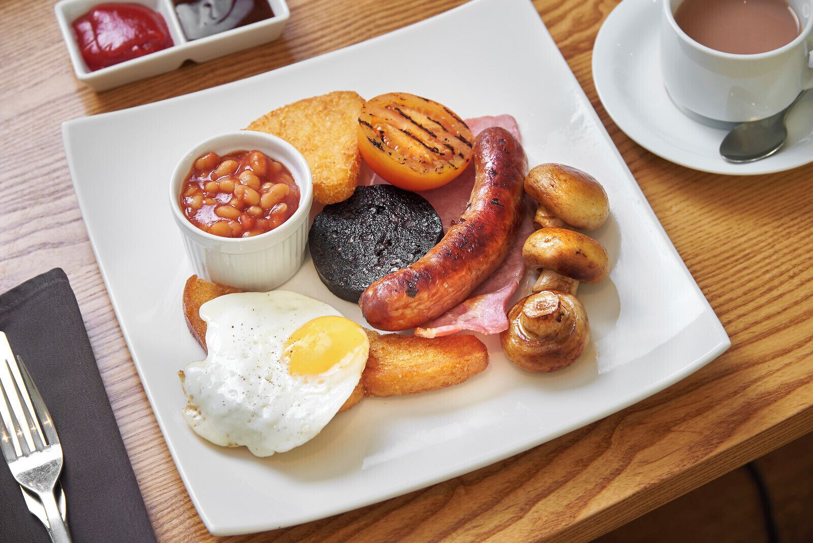 Daily cooked-to-order breakfast for a fee