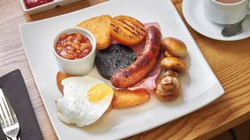 Daily cooked-to-order breakfast for a fee