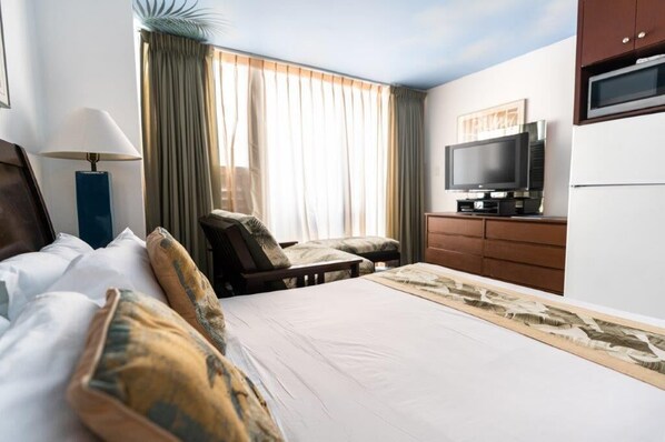 Bügeleisen/Bügelbrett, kostenloses WLAN, Bettwäsche