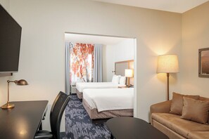 Premium bedding, down duvets, desk, laptop workspace