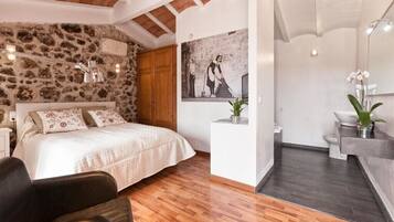 Minibar, caixa forta a l'habitació i cortines opaques