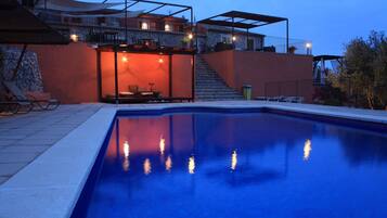 Piscina a l'aire lliure