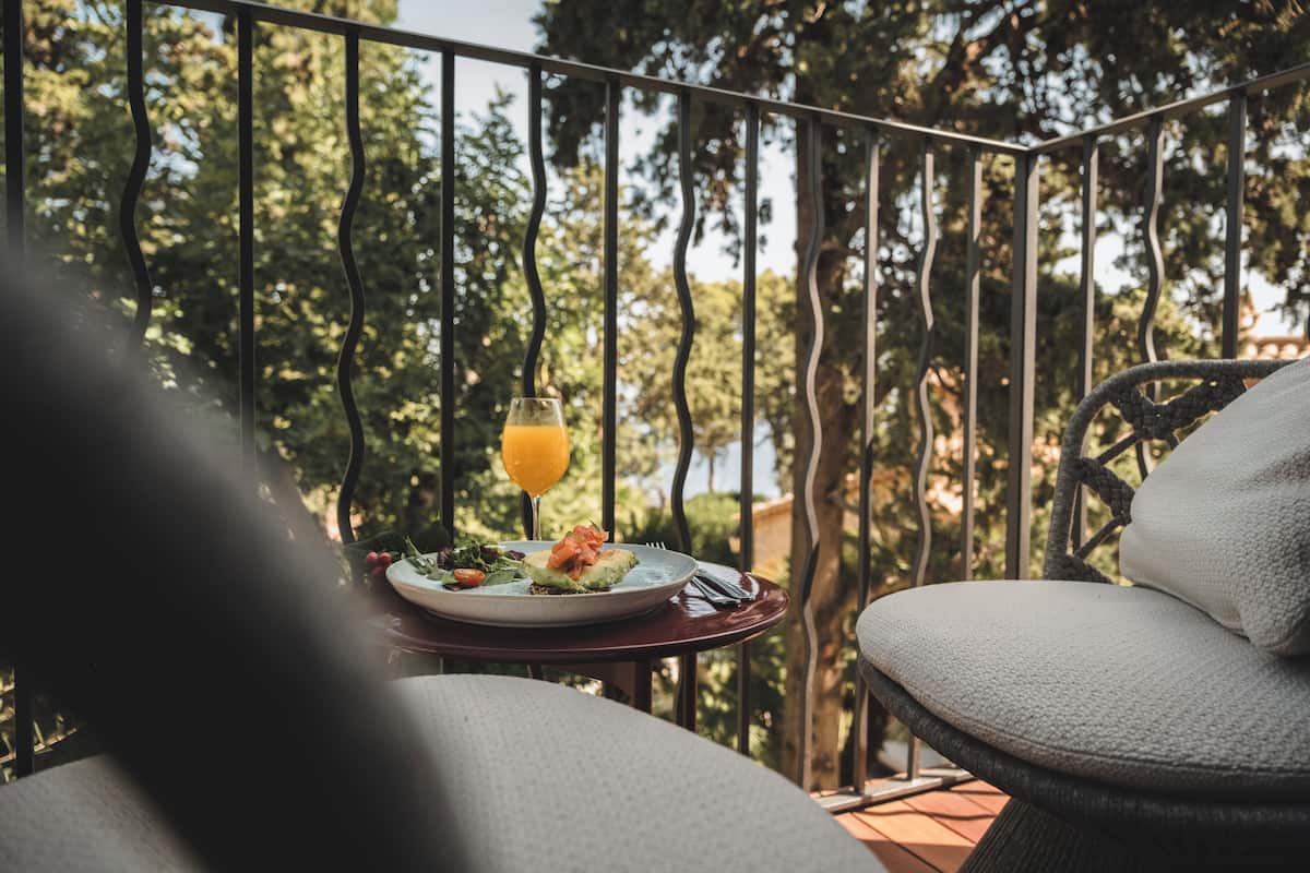 Double Room, Garden View | 1 bedroom, premium bedding, down duvets, minibar