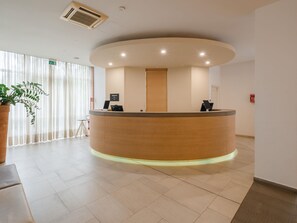 Lobby - B&B HOTEL Remilia (Reggio nell'Emilia)