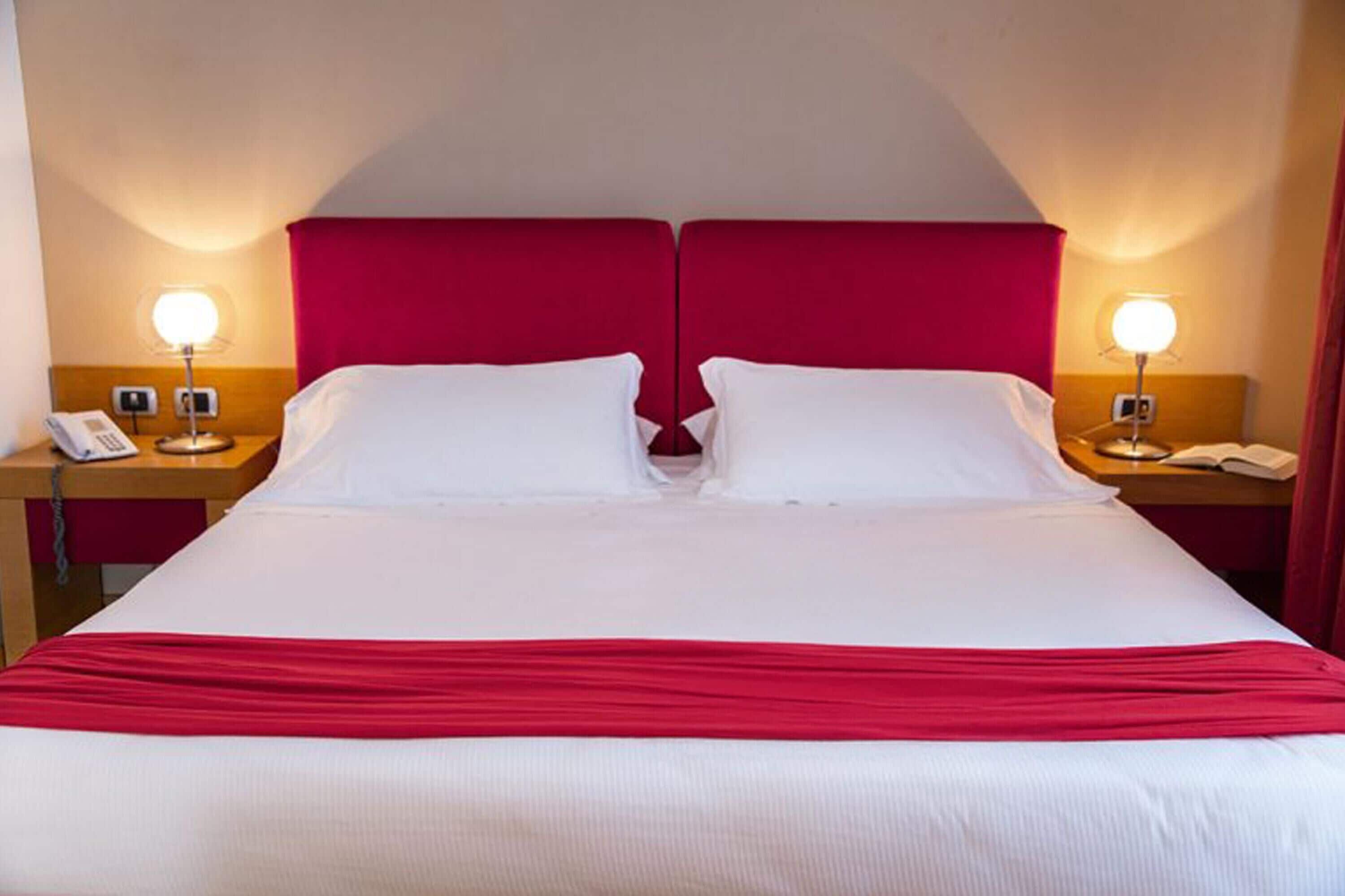 Minibar, in-room safe, desk, soundproofing