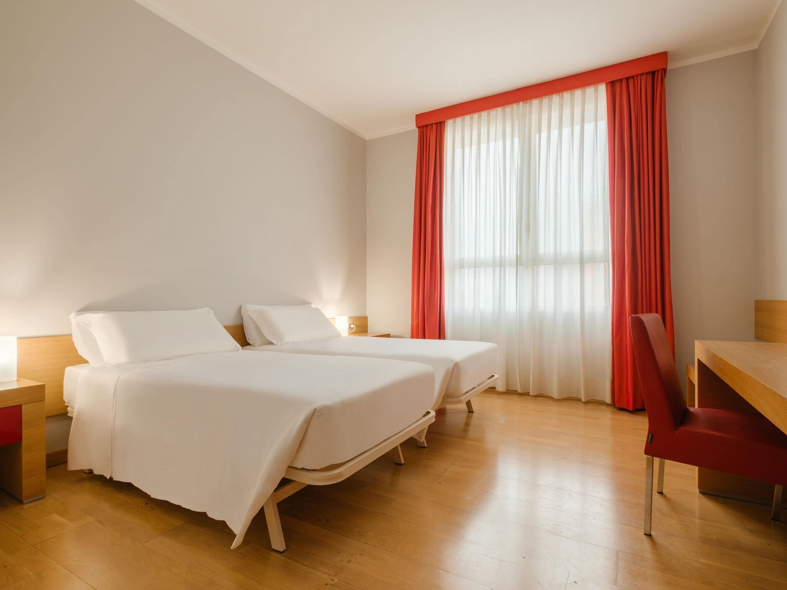 Standard Twin Room | Minibar, coffre-fort, bureau, système d’insonorisation