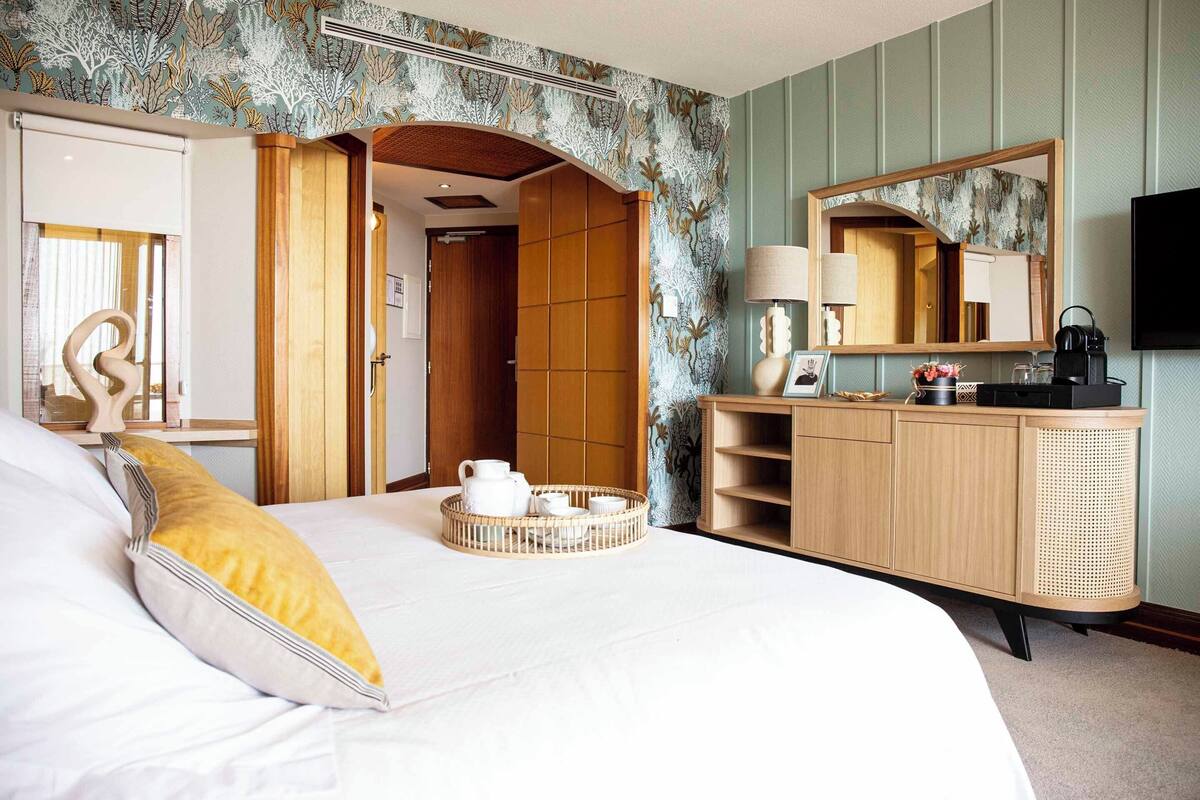 1 kamar tidur, seprai premium, tempat tidur Select Comfort, dan minibar