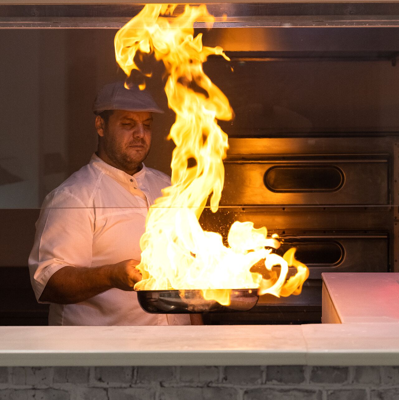 breakfast, lunch, dinner served; international cuisine