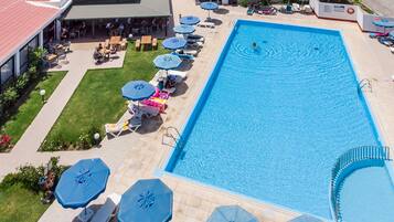 Outdoor pool, pool umbrellas, pool loungers
